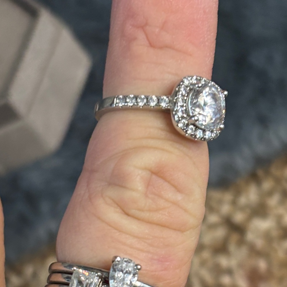 Silver Modern Gents Halo Ring over 1 carat like new! Size 5 - Picture 4 of 8